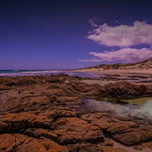 Rocky foreshore and bay known as Badger's box on the western side of King Island, Bass Strait, Tasmania, Australia