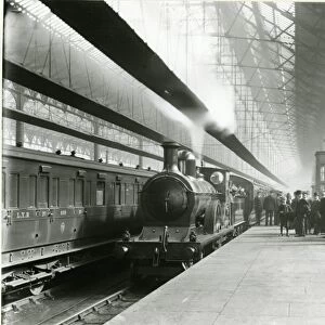 Liverpool Exchange station, Lancashire & Yorkshire Railway. View of the 2. 10 Liverpool-Hull