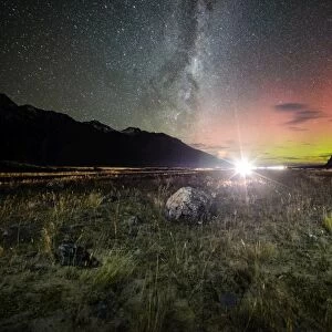 Aurora Australis & Milky Way at Mt Cook NP