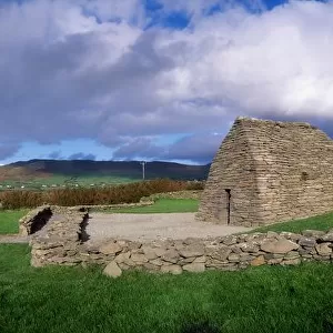 Gallarus Oratory, Dingle Peninsula, Co Kerry, Ireland