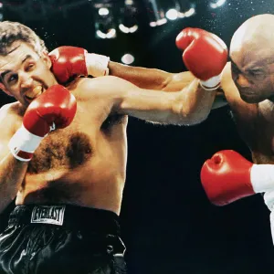 bettmann-archive/george-forman-punching-gerry-cooney