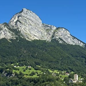 Gonzen Mountain, with Schloss Sargans Castle below, Sargans, Canton of St. Gallen, Switzerland