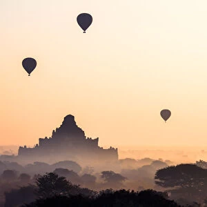 Hot air balloons over the temples of Bagan, Myanmar