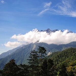 Senic view of Mount Kinabalu, Sabah Borneo, Malaysia