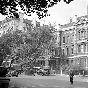 Institution of electrical engineers, Victoria Embankment. 7 September 1928