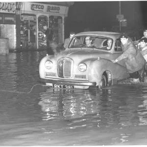 Soldiers of the 36 Royal Engineers were drafted for duty during the Kent floods