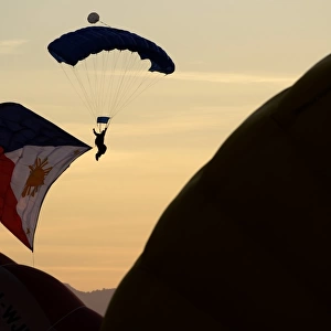 Philippines-Paratrooper-Flight