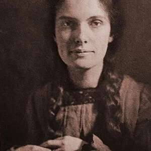 AgnesPelton, c. 1901 (b / w photo)