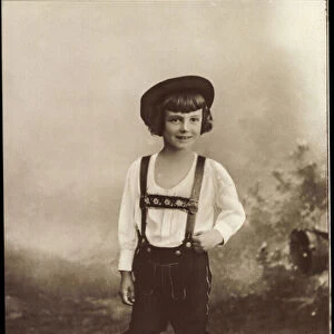 Ak Hereditary Prince Luitpold of Bavaria as a five-year-old boy in costume (b / w photo)