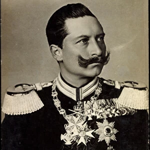 Ak Kaiser Wilhelm II of Prussia, Order, Breaststar, Young years (b / w photo)