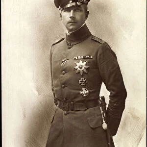 Ak Prince Adalbert of Prussia, Liersch 7809, Uniform, Knife (b / w photo)