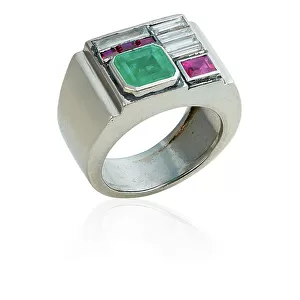 Art deco ring, c. 1920 (emerald, diamonds & synthetic rubies)