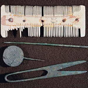 Barbarian civilization: toiletries (comb, scissors), 5th-8th century
