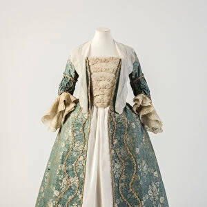 Blue and cream woven silk open robe with ruched robings, 1750s (silk)