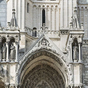 Cathedrale de chartres, portal right side south known as portal of confessors