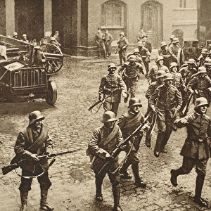 Fighting on the Home Front, 1919 (b / w photo)