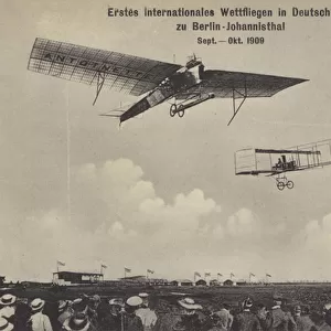 The first international air race meeting in Germany, the Berliner Flugwoche, Berlin-Johannisthal, September - October 1909 (b / w photo)