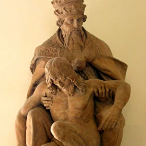 God holding dead Christ (terracotta)