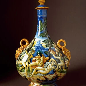 Io et Juno Ceramic carafe produced in Urbino in the workshop Fontana, Italy