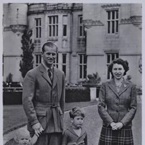 Her majesty the Queen, HRH Duke of Edinburgh, Prince Charles and Princess Anne (b / w photo)