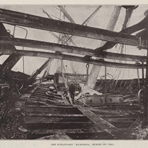 The Nitrate-Ship "Micronesia, "burned off Deal (b / w photo)