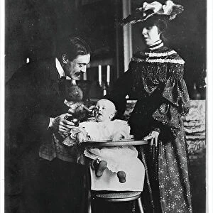 Paul Valery (1871-1945) his wife Jeannie Gobillard (1877-1970) and their child, 1904 (b/w photo)