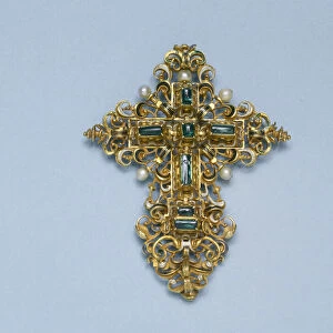 Pendant of a Cross, 1550-1600 (gold, enamel, emeralds & pearls)