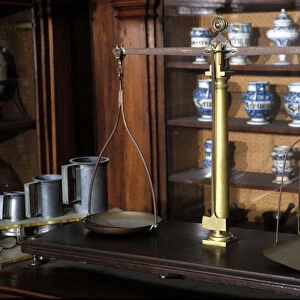 Pharmacy scale. 18th century. Museum of Science and Technology, Milan