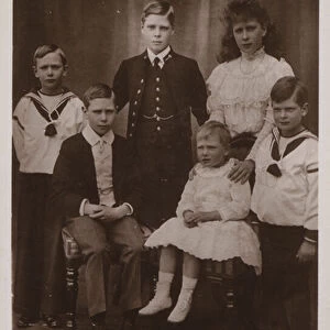 Prince Henry, The Duke Of Cornwall, Princess Mary, Prince Albert, Prince John, Prince George, Children of King George V (b / w photo)