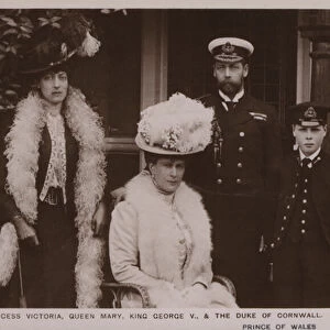 Princess Victoria, Queen Mary, King George V, The Duke Of Cornwall (b / w photo)