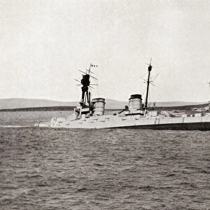 The sinking of the German battlecruiser SMS Hindenburg, at Scapa Flow, England on June 21