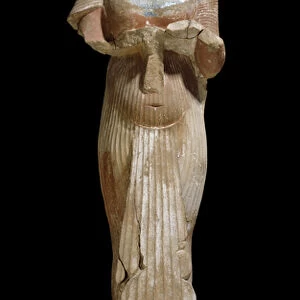 Statue of Akhenaten, view of front