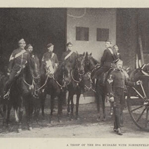 A Troop of the 10th Hussars with Nordenfeldt Gun (b / w photo)