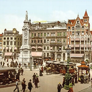 View of Dam Square in Amsterdam, 1890-1900 (chromolitho)