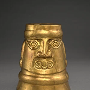 Head Beaker 900-1100 Central Andes Peru Lambayeque