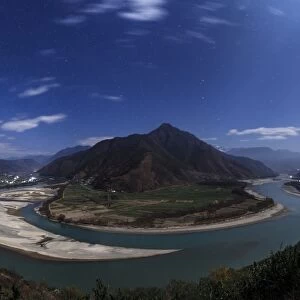 Moonlit scenic view of the Yangtze River in China