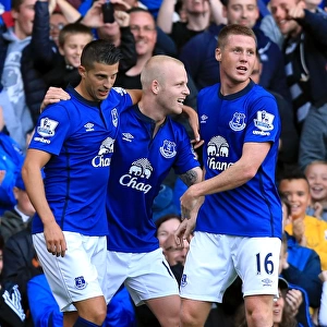 Naismith Scores Second Goal: Everton's Upset Against Arsenal at Goodison Park, Barclays Premier League