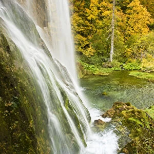 Veliki Prstvaci waterfalls, Upper Plitvice lakes, Plitvice Lakes NP, Croatia, October