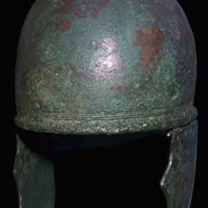 Early Roman helmet, 4th century BC