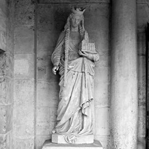 Statue of Anne of Kiev (Anna Jaroslawna) at the Royal Abbey of St. Vincent in Senlis