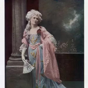 Winifred Emery, English actress, 1901. Artist: Mendelssohn