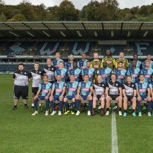 Wycombe Wanderers Team Photo 2018 / 19