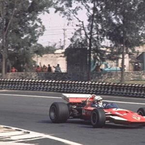 John Surtees, TS7 Ford, 8th Mexican Grand Prix, Mexico City 25 Oct 1970 World ©LA