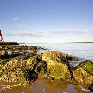 Herd Groyne Lighthouse, South Shields, Tyne And Wear, England
