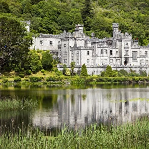 Kylemore abbey; County galway ireland