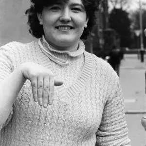 19-year-old Tina Harris of Erith, Kent, has her fingers tattooed