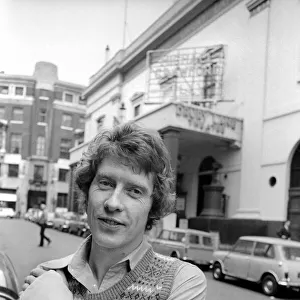 Actor Michael Crawford who is taking the lead in "Billy"