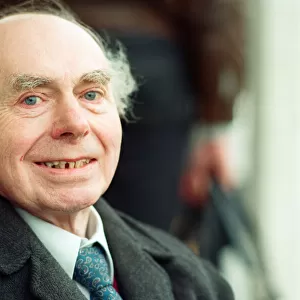 Former brain of Britain Walter Dobson recalls the Queen