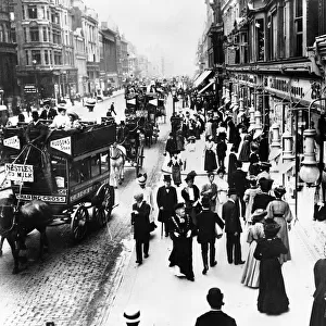 Busy scene in Oxford Street, central London, taken in 1909