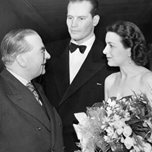 Charlton Heston and his wife Lydia talk to the Lord Mayor of Newcastle during a visit to